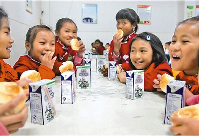 1213ϜԴhСW(xu)ĺӂڳԠI(yng)B(yng)(dng)յһKһмţ