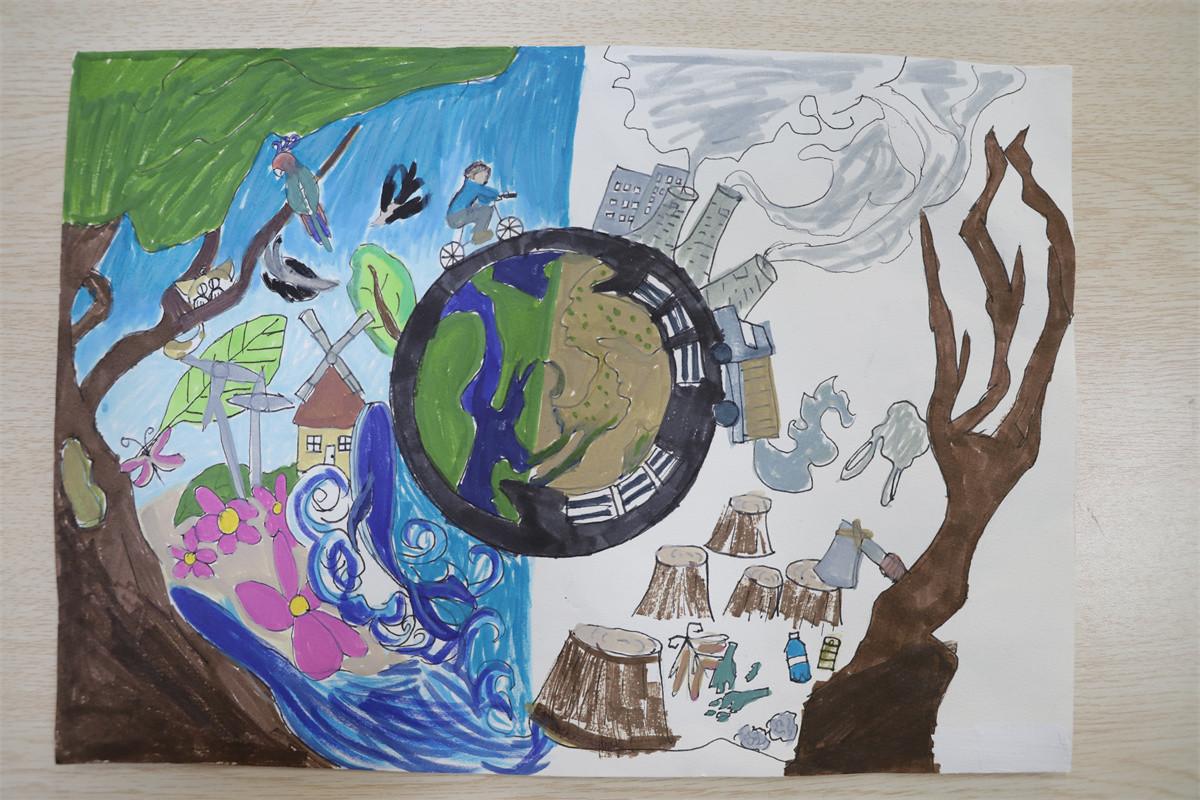 《保護環(huán)境，低碳出行》張雅涵 10歲