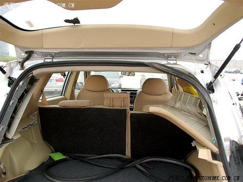 帝豪首款SUV 外形內(nèi)飾曝光EX8獨(dú)家揭秘 汽車之家 帝豪首款SUV 外形內(nèi)飾曝光EX8獨(dú)家揭秘 汽車之家