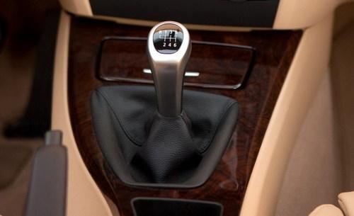 奧迪A4對(duì)比寶馬328/英菲尼迪G37/謳歌TL