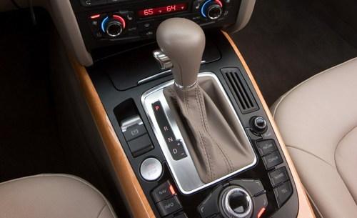 奧迪A4對(duì)比寶馬328/英菲尼迪G37/謳歌TL