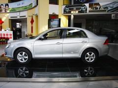 德系大眾的旁支 奔騰B50 PK朗逸/新寶來