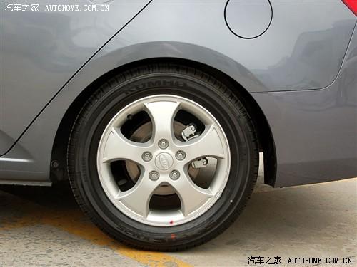 汽車(chē)之家 東風(fēng)悅達(dá)起亞 forte福瑞迪 09款 1.6 at premium