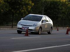 油耗僅5.5L 全面測(cè)試一汽豐田普銳斯