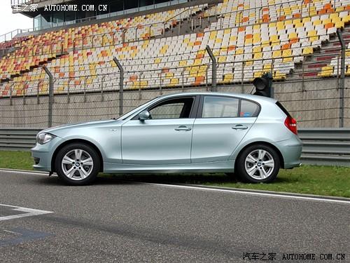 汽車之家 進(jìn)口寶馬 寶馬1系 120i 自動擋