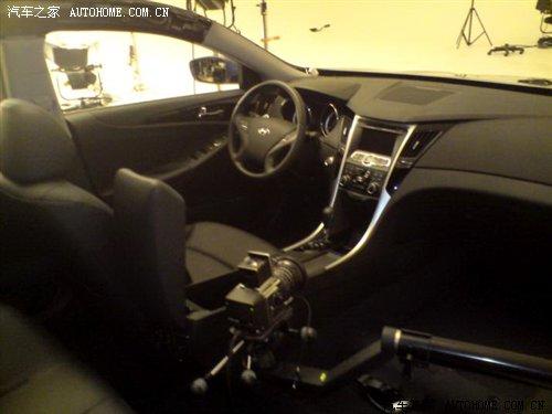 借鑒沃爾沃設(shè)計(jì) 索納塔YF內(nèi)飾首次曝光 汽車之家 借鑒沃爾沃設(shè)計(jì) 索納塔YF內(nèi)飾首次曝光 汽車之家