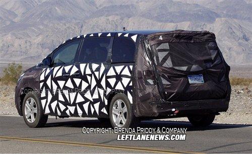 定位豪華MPV 全新通用別克GL8諜照曝光 汽車(chē)之家 定位豪華MPV 全新通用別克GL8諜照曝光 汽車(chē)之家