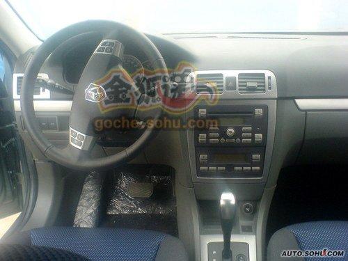 上市在即 長(zhǎng)安志翔兩廂版清晰諜照曝光 汽車之家 上市在即 長(zhǎng)安志翔兩廂版清晰諜照曝光 汽車之家