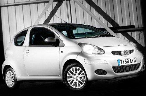 售約10.24萬(wàn)元 豐田海外推出Aygo白金版 汽車(chē)之家 售約10.24萬(wàn)元 豐田海外推出Aygo白金版 汽車(chē)之家