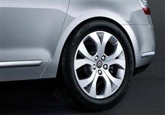 廣州車展上市 東風雪鐵龍c5正式發(fā)布 汽車之家 廣州車展上市 東風雪鐵龍c5正式發(fā)布 汽車之家