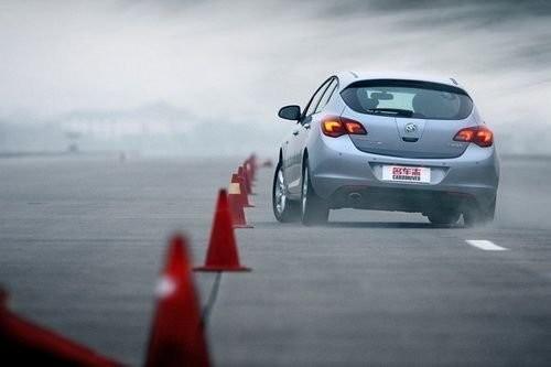 運(yùn)動真豪杰 測試上海通用別克英朗XT