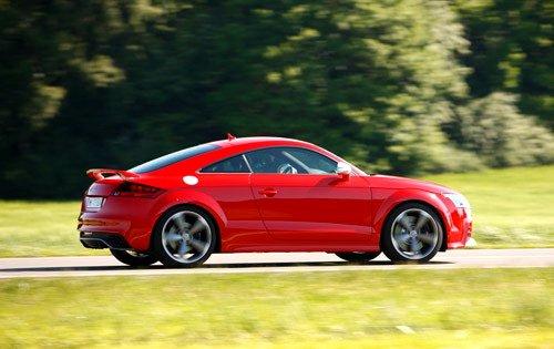 向保時捷發(fā)起挑戰(zhàn)!試駕奧迪新一代TT RS 汽車之家 向保時捷發(fā)起挑戰(zhàn)!試駕奧迪新一代TT RS 汽車之家