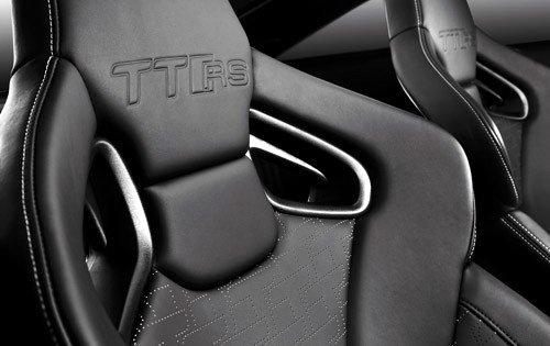 向保時(shí)捷發(fā)起挑戰(zhàn)!試駕奧迪新一代TT RS 汽車之家 向保時(shí)捷發(fā)起挑戰(zhàn)!試駕奧迪新一代TT RS 汽車之家