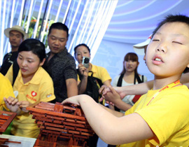 äͯW(xu)УС־Ըߵ[@ͨ^Լ|X XHʢr