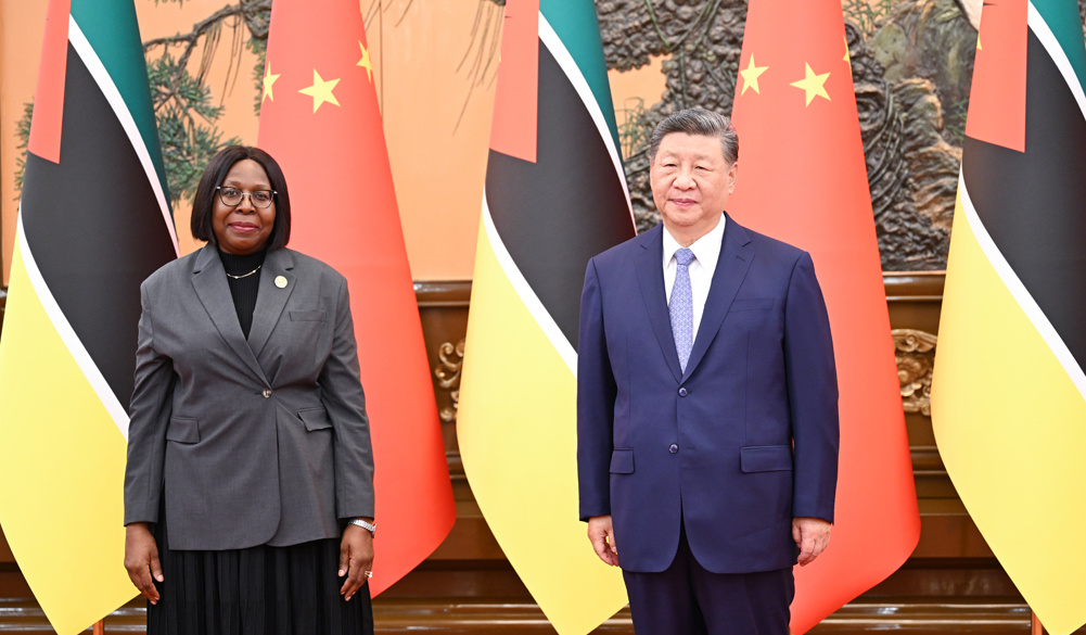 習近平會見莫桑比克總理萊維