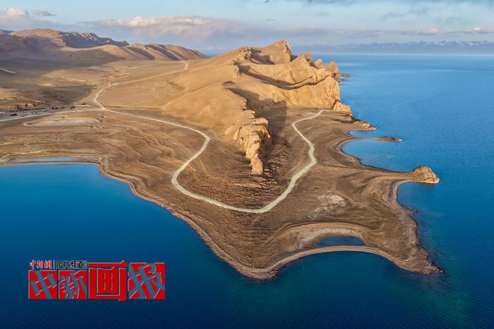 花木為筆，山湖成畫 西藏的每一幀都是神仙壁紙